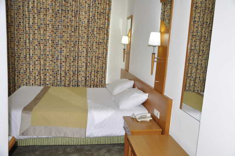 Gorillas City Centre Hotel Kigali Extérieur photo