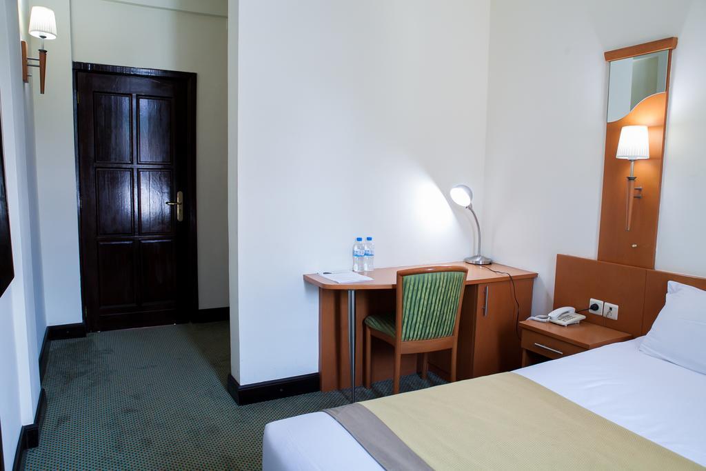 Gorillas City Centre Hotel Kigali Chambre photo