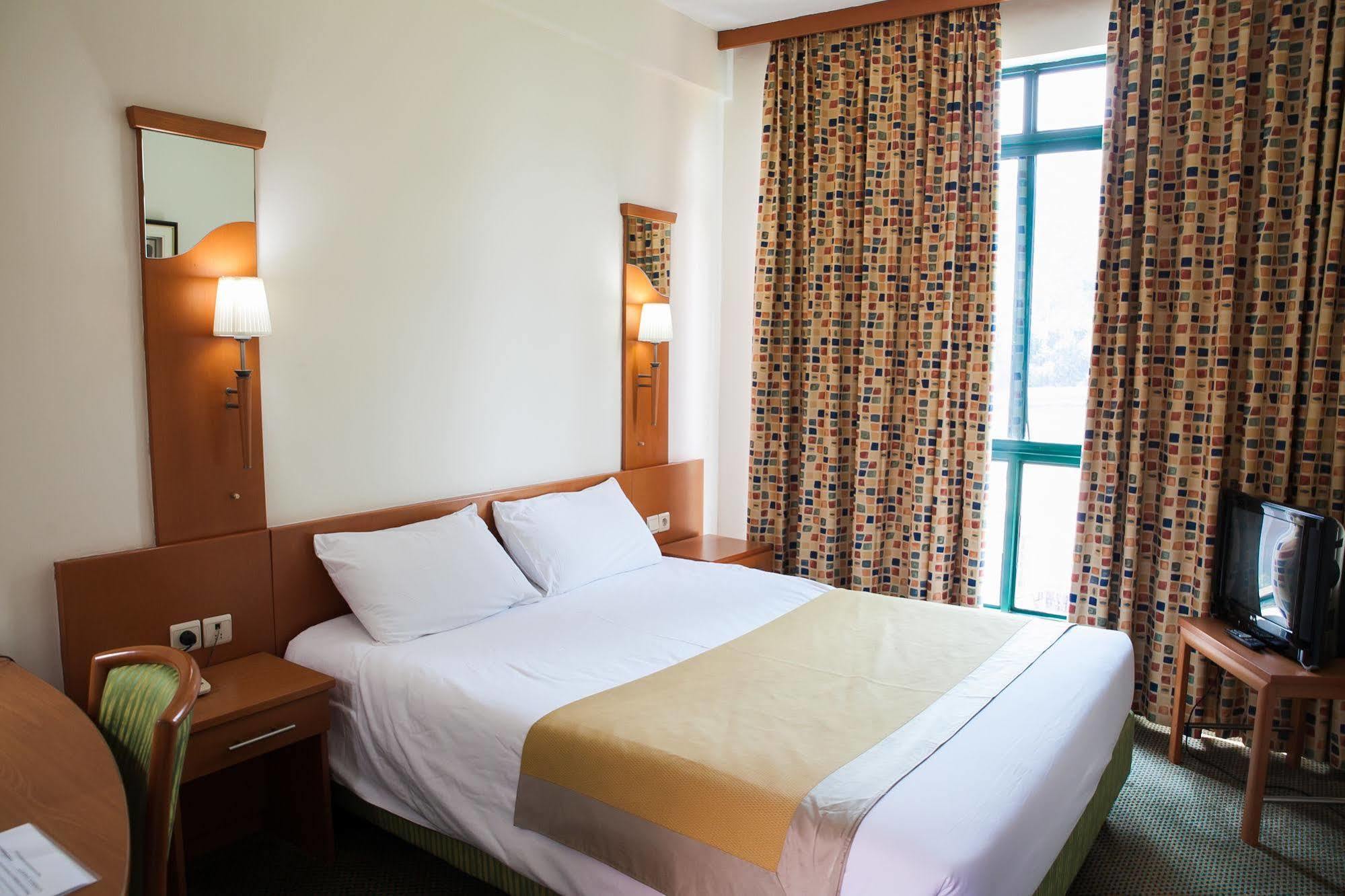 Gorillas City Centre Hotel Kigali Extérieur photo