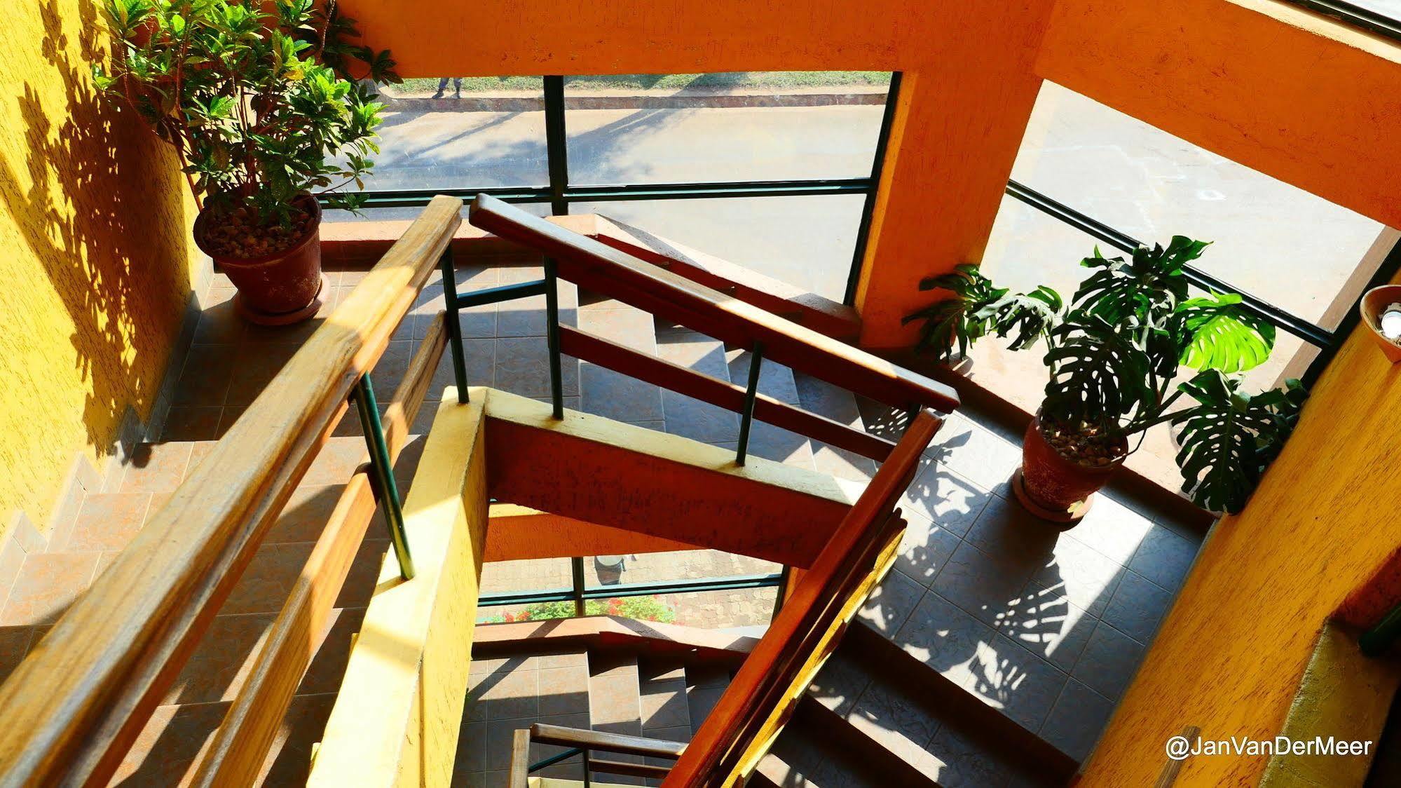 Gorillas City Centre Hotel Kigali Extérieur photo